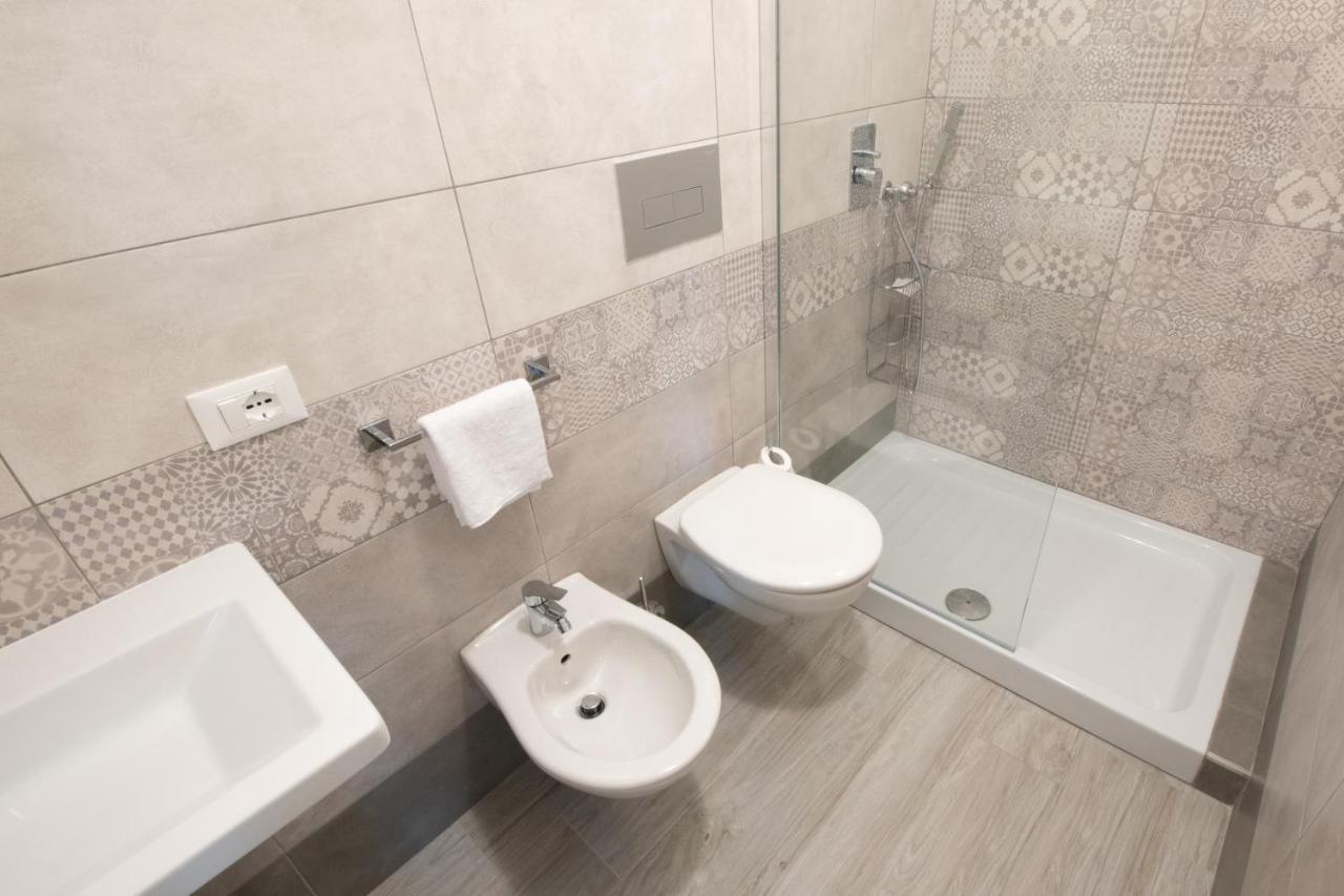 Bed & Blu Hotel Ла Калета Екстериор снимка