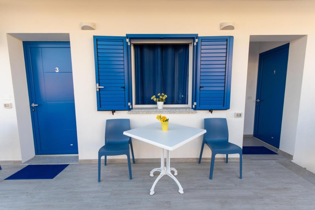 Bed & Blu Hotel Ла Калета Екстериор снимка
